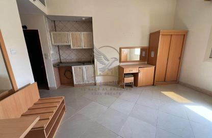 Apartment - Studio - 1 for rent in Al Butina 9 Building - Bu Tina - Al Sharq - Sharjah Apartment - Studio - 1 for rent in Al Butina 9 Building - Bu Tina - Al Sharq - Sharjah