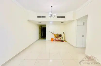 شقة - غرفة نوم - 2 حمامات للايجار في بناية مويليح 29 - مويلح - الشارقة