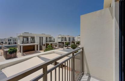 Townhouse - 2 Bedrooms - 2 Bathrooms for rent in Falcon Island - Al Hamra Village - Ras Al Khaimah Townhouse - 2 Bedrooms - 2 Bathrooms for rent in Falcon Island - Al Hamra Village - Ras Al Khaimah