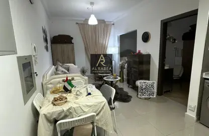 Apartment - 1 Bathroom for rent in Ajman Creek Towers - Al Rashidiya 1 - Al Rashidiya - Ajman