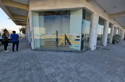 Shop - Studio - 1 Bathroom for rent in Aljada - Sharjah