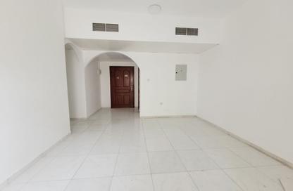 Apartment - 2 - 2 for rent in Fire Station Road - Muwaileh - Sharjah Apartment - 2 - 2 for rent in Fire Station Road - Muwaileh - Sharjah