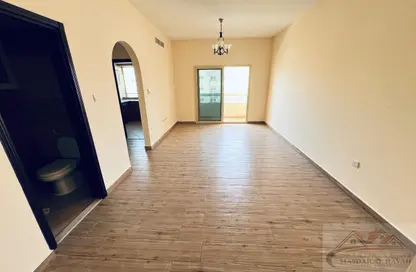 شقة - 2 غرف نوم - 2 حمامات للايجار في تجارية مويلح - الشارقة شقة - 2 غرف نوم - 2 حمامات للايجار في تجارية مويلح - الشارقة