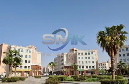 Retail - Studio - 1 Bathroom for rent in England Cluster - International City - Dubai