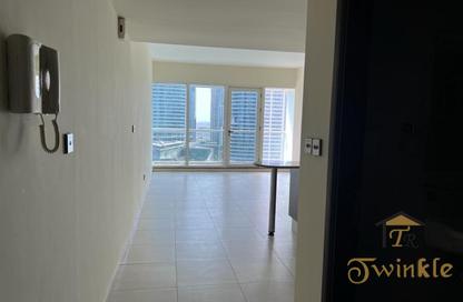 Apartment - Studio - 1 for rent in Dubai Arch - JLT Cluster G - Jumeirah Lake Towers - Dubai