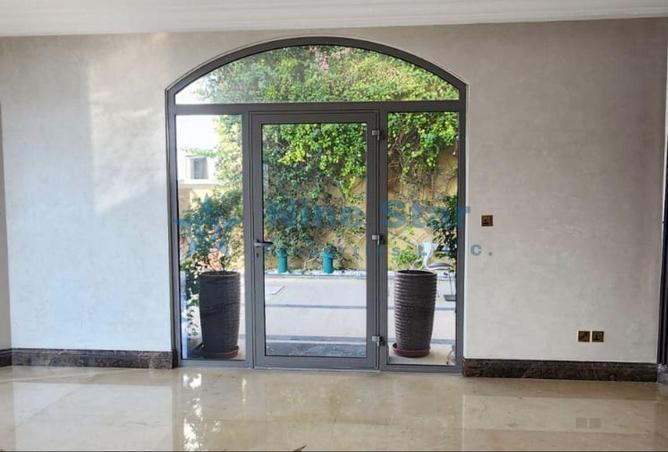 73123104 - Property Image 2