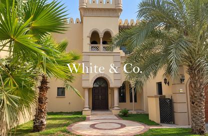 Villa - 3 - 4 for rent in Canal Cove Frond J - Canal Cove Villas - Palm Jumeirah - Dubai Villa - 3 - 4 for rent in Canal Cove Frond J - Canal Cove Villas - Palm Jumeirah - Dubai