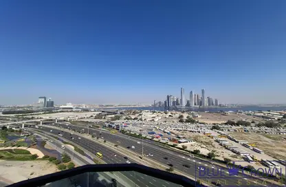 Apartment - 2 Bedrooms - 3 Bathrooms for rent in Element By Westin - Al Jaddaf - Dubai