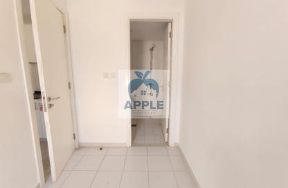 Townhouse - 3 - 4 for rent in Nasma Residence - Al Tai - Sharjah