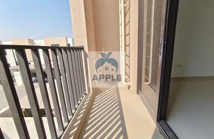 Townhouse - 3 - 4 for rent in Nasma Residence - Al Tai - Sharjah