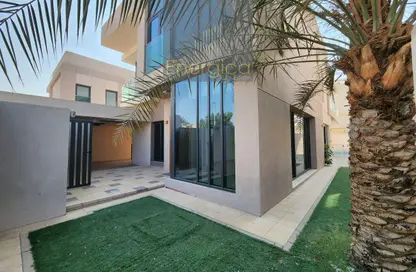 فيلا - 4 غرف نوم - 5 حمامات للايجار في فلل الجميرا 1 - جميرا 1 - جميرا - دبي