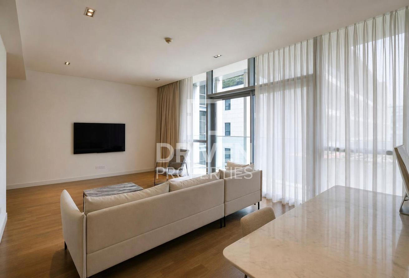 Bright and Stylish | Location | Furnished photo 4
