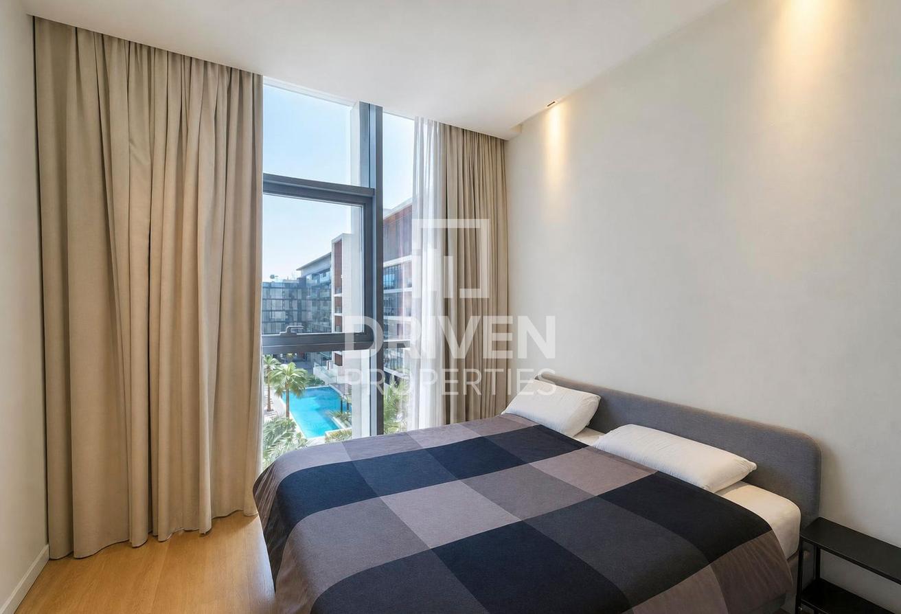 Bright and Stylish | Location | Furnished photo 7