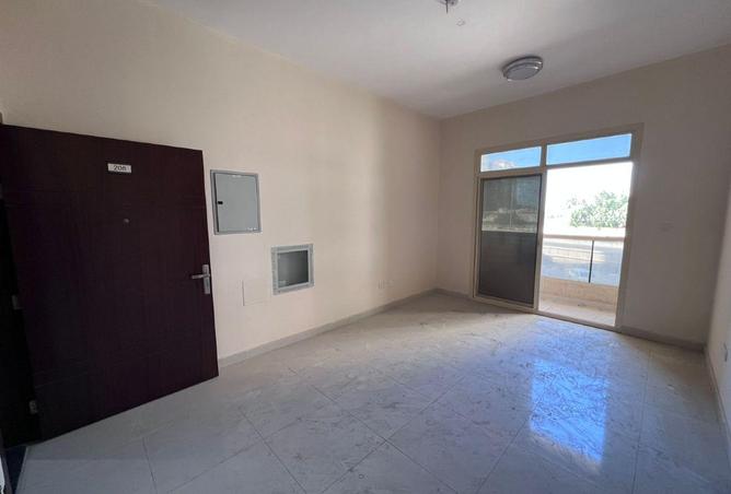 57768935 - Property Image 3