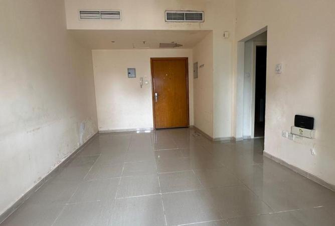 69120704 - Property Image 3