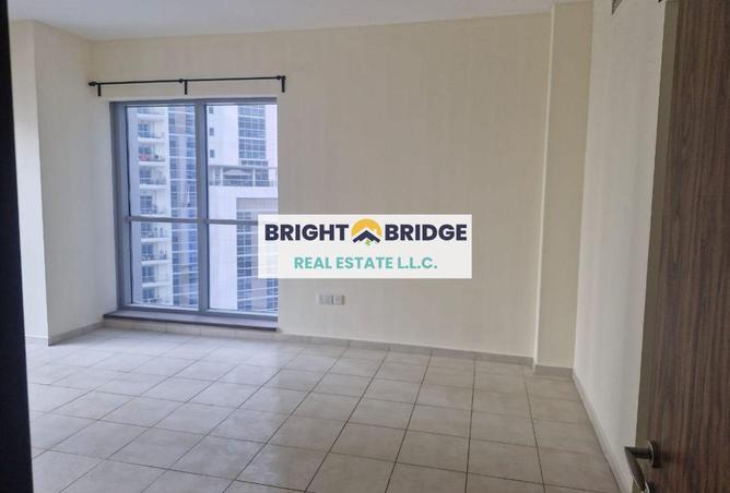 Near To Metro | High Floor | Amazing View photo 3