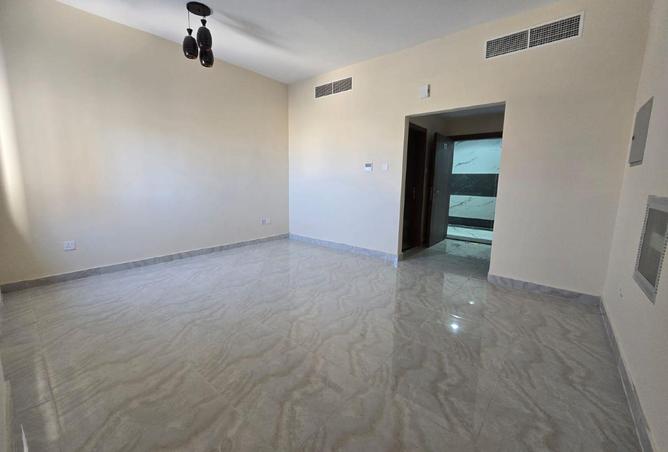 56134972 - Property Image 3