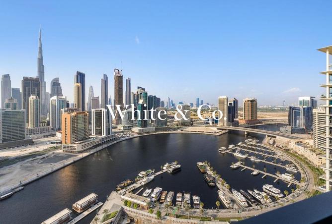 Large Layout | Burj and canal View | Full Upgraded