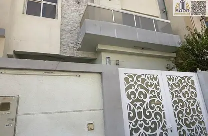 Townhouse - 4 Bedrooms - 6 Bathrooms for sale in Al Yasmeen 1 - Al Yasmeen - Ajman