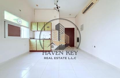 Apartment - Studio - 1 for rent in Fire Station Road - Muwaileh - Sharjah Apartment - Studio - 1 for rent in Fire Station Road - Muwaileh - Sharjah