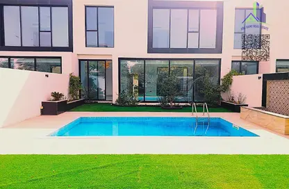 فيلا - 4 غرف نوم - 6 حمامات للبيع في مجمع الجولف - الزورا - عجمان