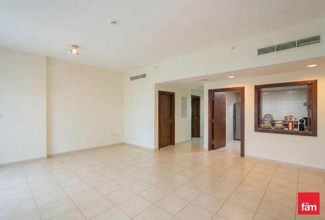 89202406 - Property Image 3