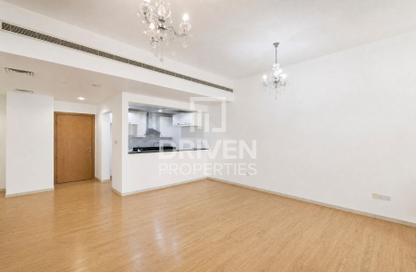 Apartment - 3 - 2 for rent in Al Jaz 3 - Al Jaz - Greens - Dubai