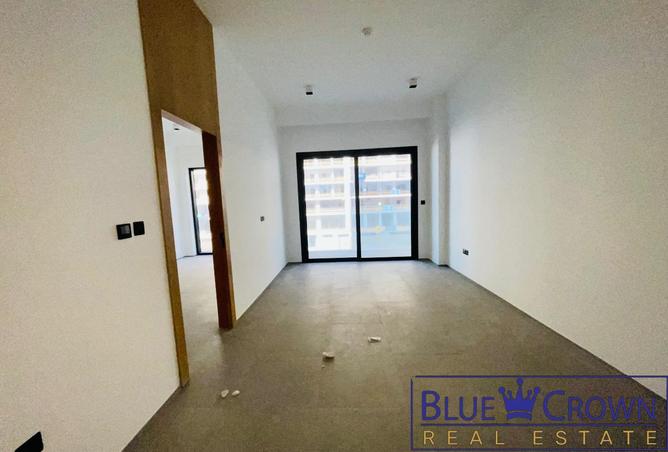 Modern Finishing |Massive Layout |1BR With Open photo 2