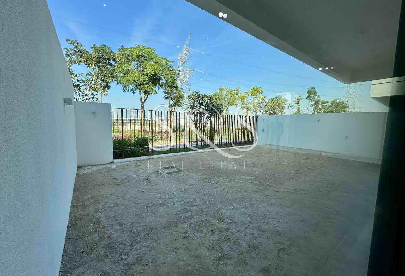 Exclusive | Semi-Detached Villa | Park Facing photo 15