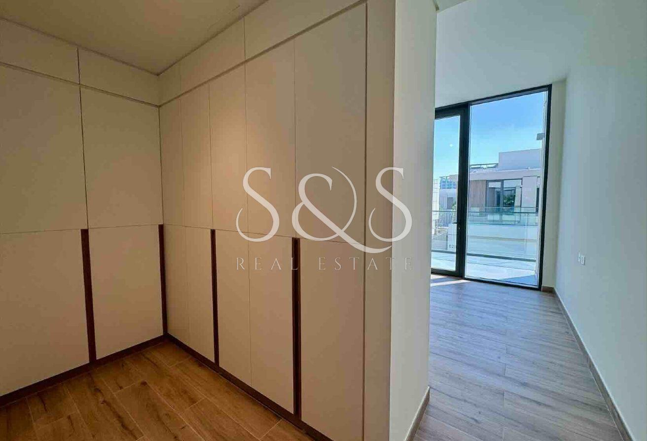 Exclusive | Semi-Detached Villa | Park Facing photo 21