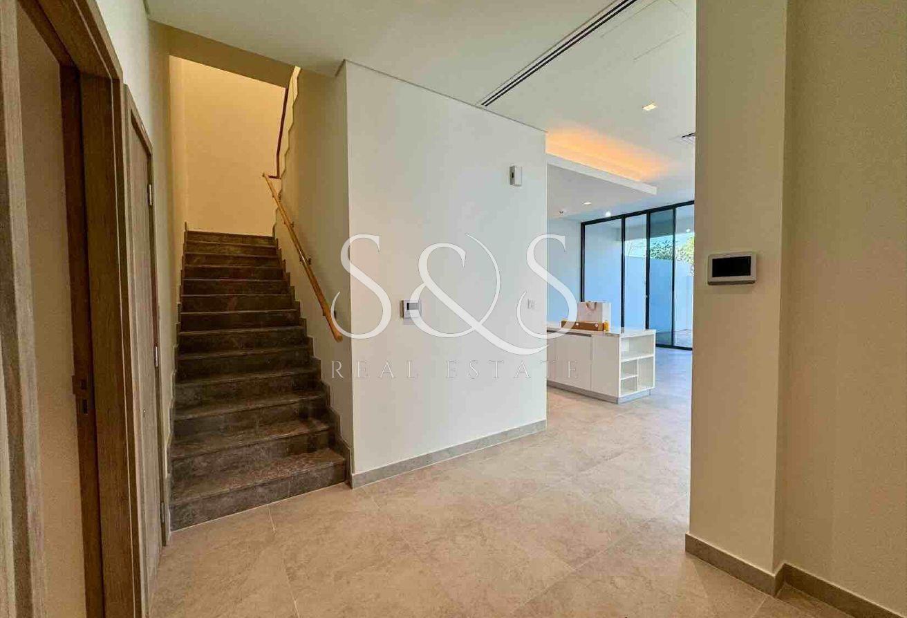 Exclusive | Semi-Detached Villa | Park Facing photo 18