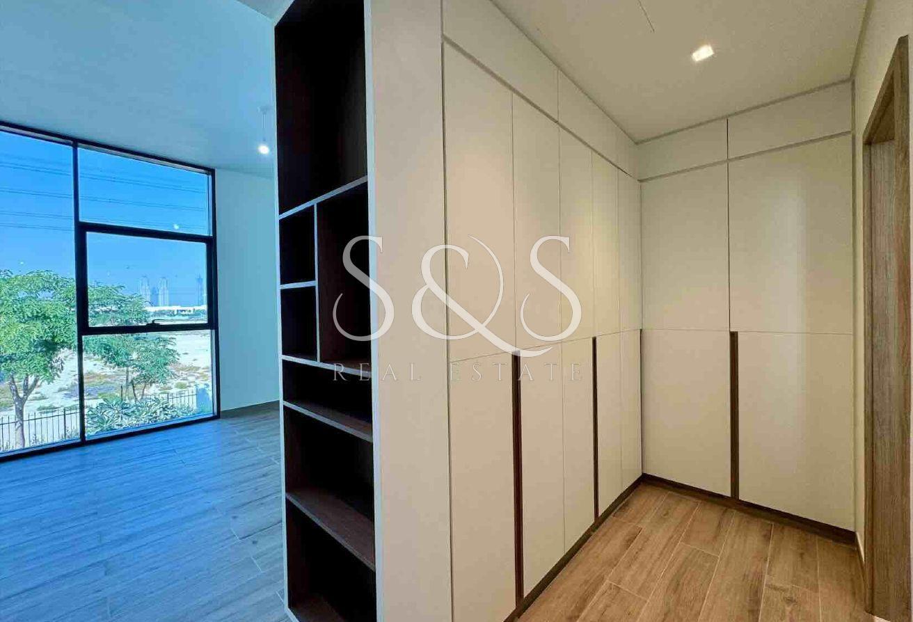 Exclusive | Semi-Detached Villa | Park Facing photo 27