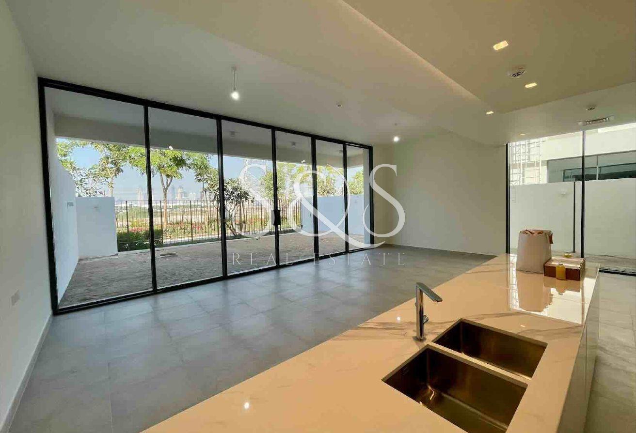 Exclusive | Semi-Detached Villa | Park Facing photo 3