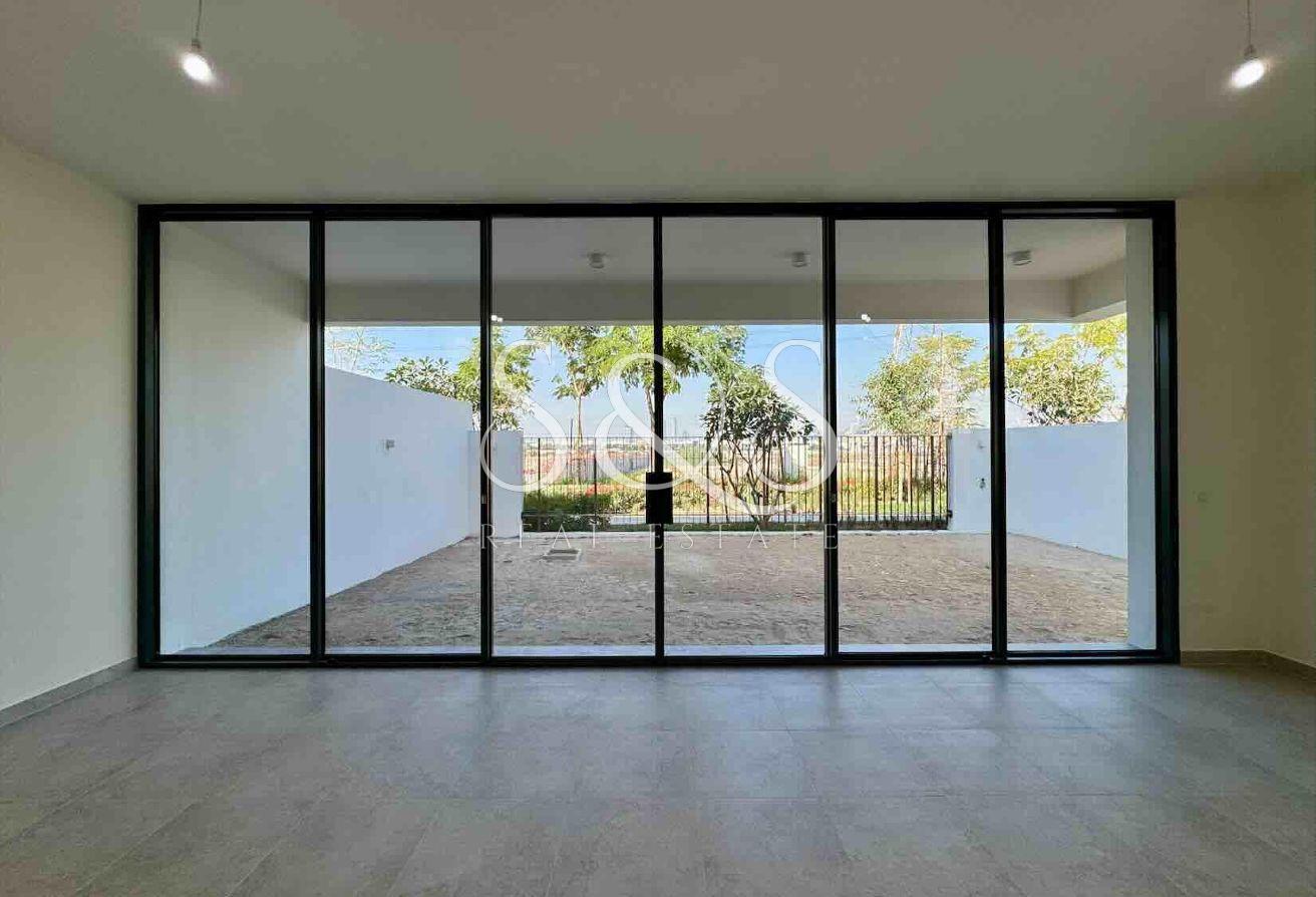 Exclusive | Semi-Detached Villa | Park Facing photo 14