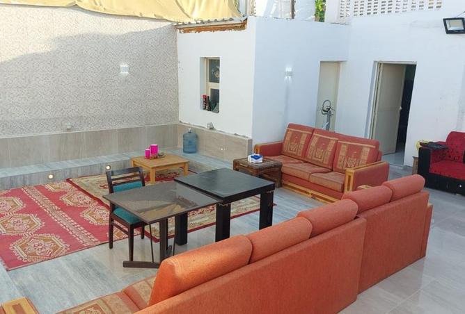 **Arabic House for Sale in Al Sabkha – Sharjah | 2