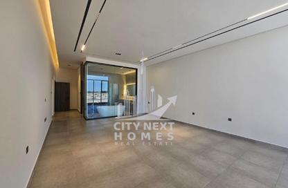 Villa - 5 Bedrooms - 6 Bathrooms for rent in Al Aweer 1 - Al Aweer - Dubai Villa - 5 Bedrooms - 6 Bathrooms for rent in Al Aweer 1 - Al Aweer - Dubai