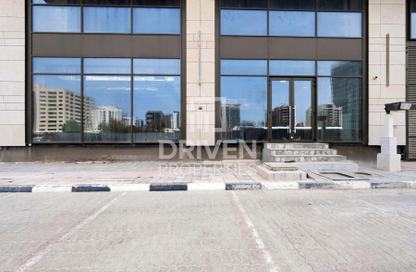 Retail - Studio - 1 Bathroom for rent in Millennium Plaza Hotel  and  Commercial Tower - Sheikh Zayed Road - Dubai