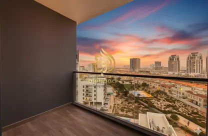 Apartment - 2 Bedrooms - 3 Bathrooms for rent in Queue Point - Liwan - Dubai Land - Dubai