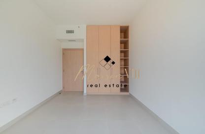Apartment - 3 - 3 for sale in Golf Heights - The Views - Dubai