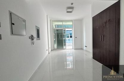 Apartment - Studio - 1 Bathroom for rent in Arabian Gate - Dubai Silicon Oasis - Dubai