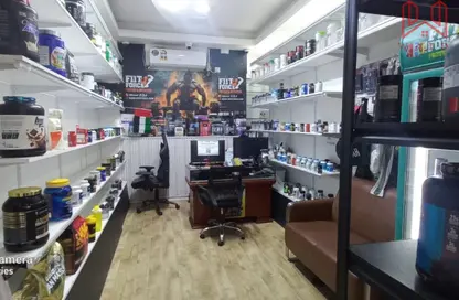 متجر - استوديو للايجار في منطقة حديقة الكرامة - الكرامة - دبي