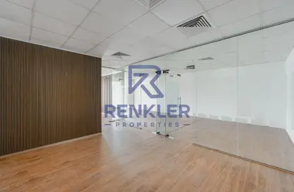 Office Space - Studio - 1 Bathroom for rent in Churchill Executive Tower - Churchill Towers - Business Bay - Dubai