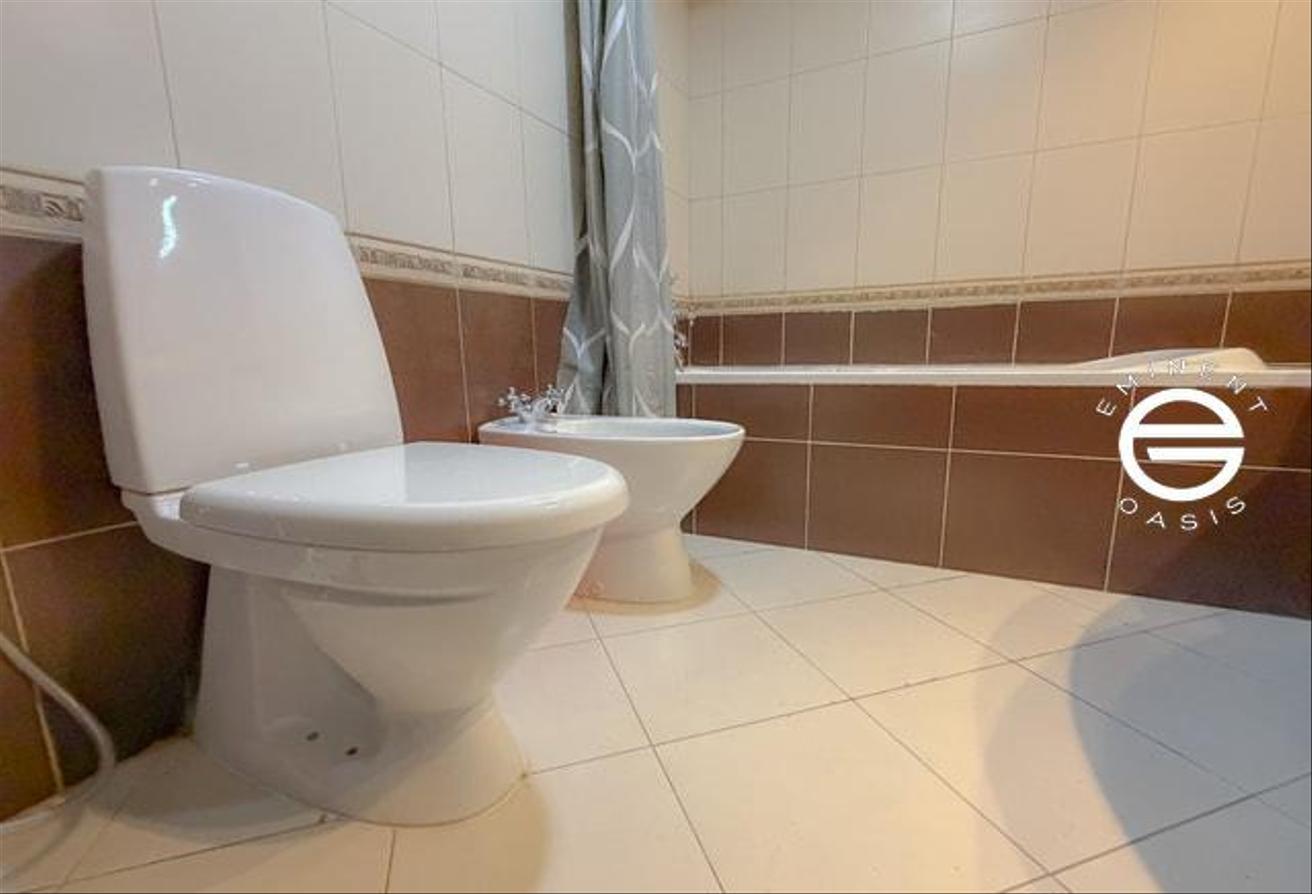 Multiple Option| Furnished | Vacant | Negotiable photo 9