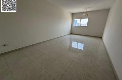 Apartment - 2 Bedrooms - 3 Bathrooms for rent in Al Rumailah building - Al Rumailah 2 - Al Rumaila - Ajman