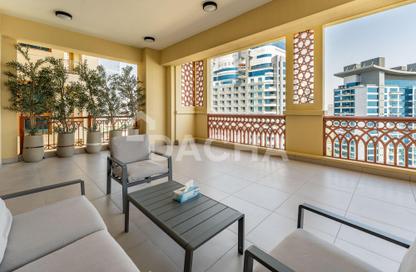 Apartment - 3 Bedrooms - 5 Bathrooms for rent in Marina Residences 1 - Marina Residences - Palm Jumeirah - Dubai