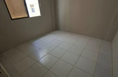 Apartment - 2 Bedrooms - 1 Bathroom for rent in Al Butina 9 Building - Bu Tina - Al Sharq - Sharjah