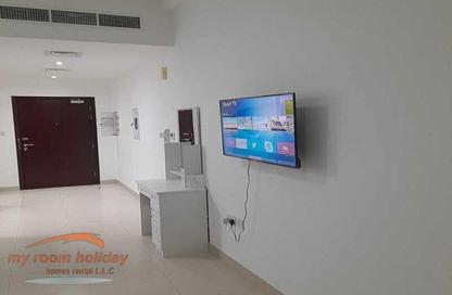 Apartment - Studio - 1 Bathroom for rent in Al Khail Heights - Al Quoz - Dubai