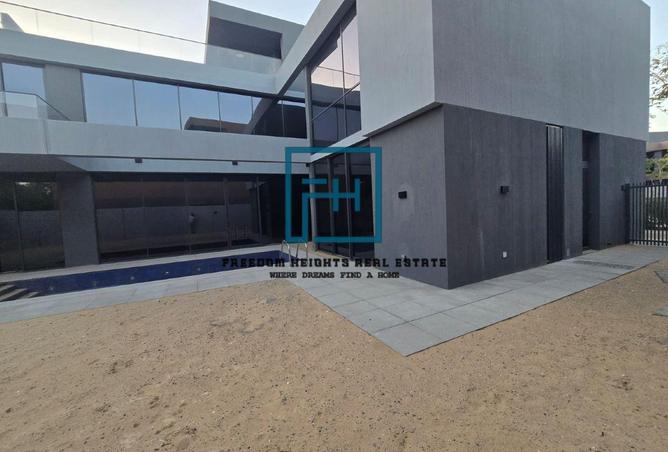 71145802 - Property Image 2