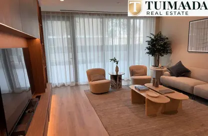 Apartment - 2 Bedrooms - 2 Bathrooms for sale in Seagate Building 1 - Seagate - Mina Rashid - Dubai