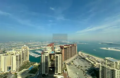 Apartment - 1 Bedroom - 1 Bathroom for rent in The Palm Tower - Palm Jumeirah - Dubai
